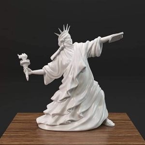 Meet your Posher, Marianna